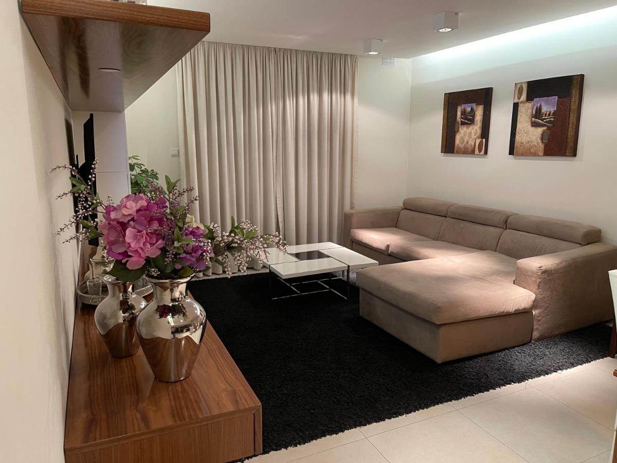 Deluxe Apartment With Pool In The Heart Of St Pauls Bay St. Paul's Bay Exterior foto