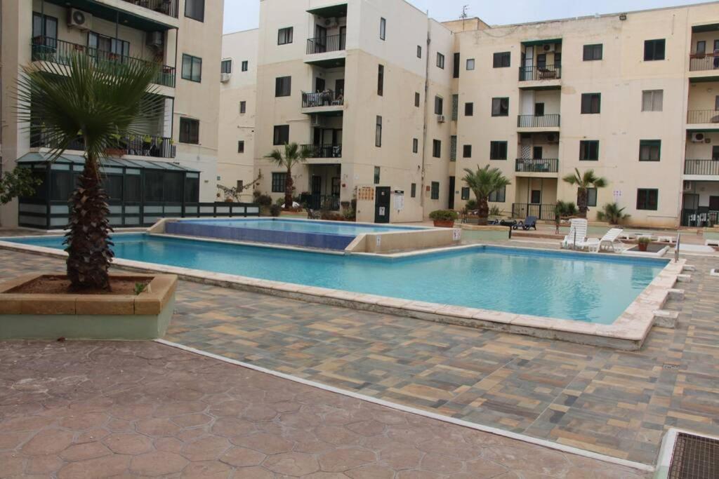 Deluxe Apartment With Pool In The Heart Of St Pauls Bay St. Paul's Bay Exterior foto